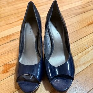 Bandolino Rainaa Pump